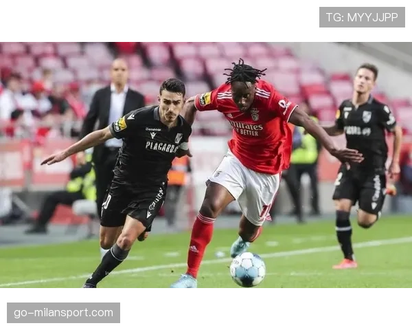 斯特拉斯堡索乌长期伤缺 中场组织调度依赖现有人员配置